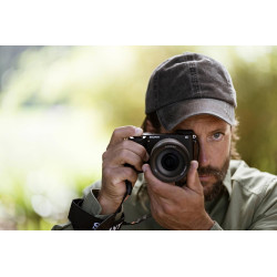 Sony Alpha 6700 | Appareil Photo Hybride APS-C (26Mp BSI, Mise au Point AF basée sur l'IA, stabilisation d'image sur 5 Axes, Écr