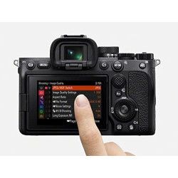 Sony Alpha 7 IV | Appareil photo Hybride Expert Plein Format (33 Mégapixels, Mise au point AF en temps réel, Rafale à 10 images/