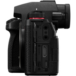 Panasonic Lumix S5M2 - Appareil Photo Hybride Plein Format + Objectif Lumix S 20-60mm F3.5-5.6 (24MP, AF Phase, Double Stab, Vid