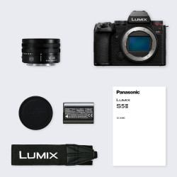 Panasonic DC-S5M2NE Appareil Photo Plein Format + Objectif Lumix S 18-40mm(Enregistrement vidéo 4K 60P et 6K 30P, écran Flip, Wi