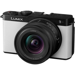 Panasonic Lumix S9 | Appareil Photo Hybride Plein Format + Objectif Lumix S 18-40mm F4.5-6.3 (24MP, Autofocus Phase, Double Stab