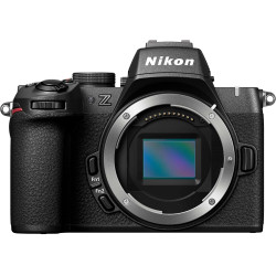 Nikon Hybride Z 50II, boitier Nu, capteur APS-C 20,9 MP, vidéo 4K jusqu'à 30 i/s, écran Tactile et orientable, viseur Lumineux