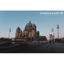 Sony ZV-1 II, Appareil Photo Vlog numérique - écran orientable pour Le vlogging - Objectif Zoom Grand Angle - vidéo 4K - Microph