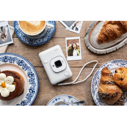 instax Appareil Photo instantané Hybride Mini LiPlay Blanc Vaporeux avec écran LCD arrière de 2,7 Pouces, Emplacement pour Carte