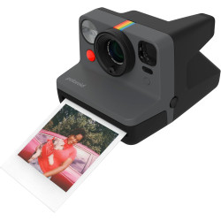 Polaroid now gen3 - noir + color film bundle (16 photos)