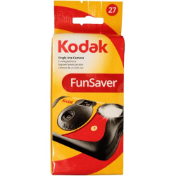 Kodak 8617763 - FunSaver Camera, 800 Speed - 27 Exposure Film - Warranty: 1Y