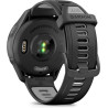 Garmin Forerunner 265 - Montre GPS de Running avec écran AMOLED - Noire avec Bracelet en Silicone Noir/Gris - Boîtier 46 mm | Éc