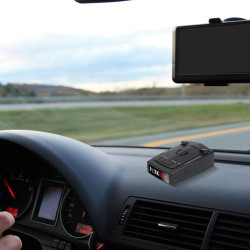 Whychstore Détecteur de radars de véhicule longue portée, couverture à 360° avec alertes vocales, design compact ABS pour toutes