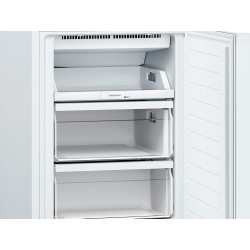 Bosch KGN33NWEB Série 2 - Réfrigérateur combiné, pose-libre, éclairage LED | Total NoFrost contre la formation de glace, MultiBo