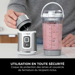Ninja Blast Blender portable, 530 ml, couvercle résistant aux fuites et bec verseur, mini blender sans fil puissant, rechargeabl